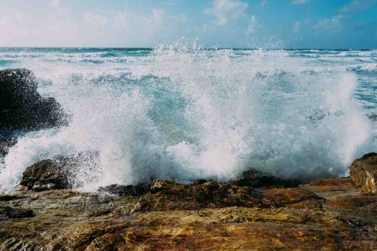 Allarme onde di tempesta