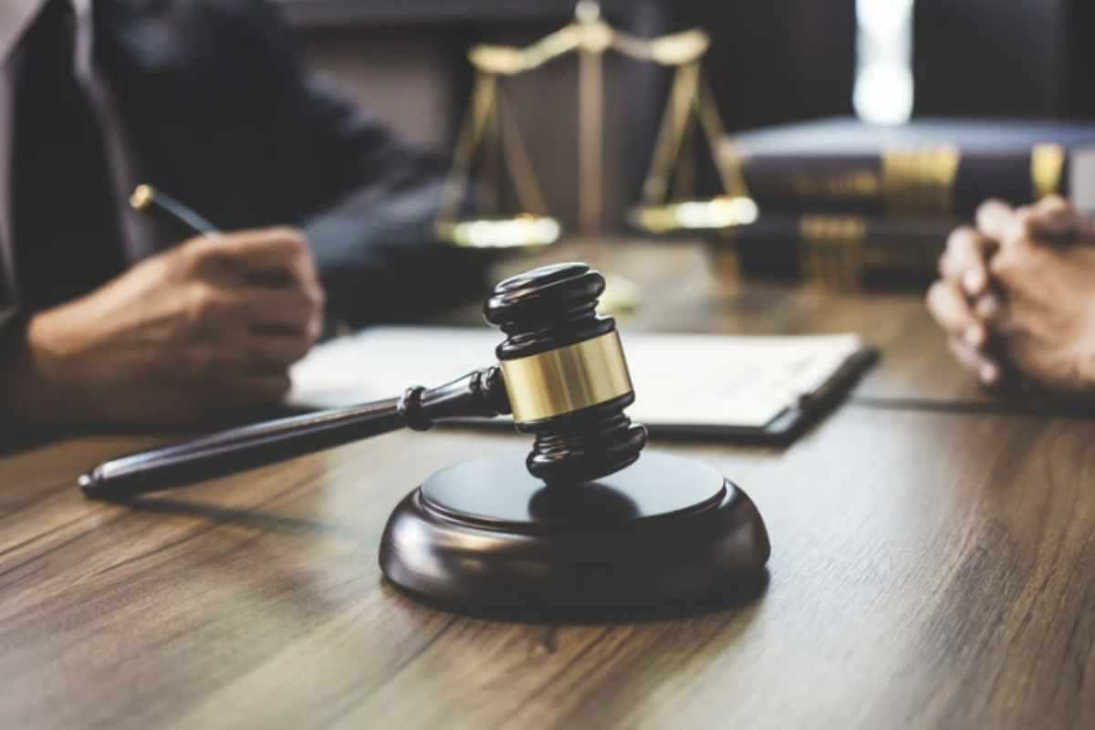 Negli ultimi anni, la normativa in materia di abusi edilizi ha subito alcune modifiche importanti, volte a chiarire le responsabilità