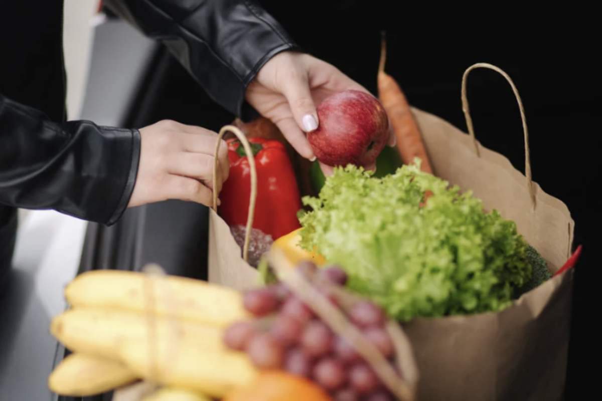 Nella riflessione della società italiana, la conferma e il rinnovo del programma Carta Acquisti rappresentano un riconoscimento